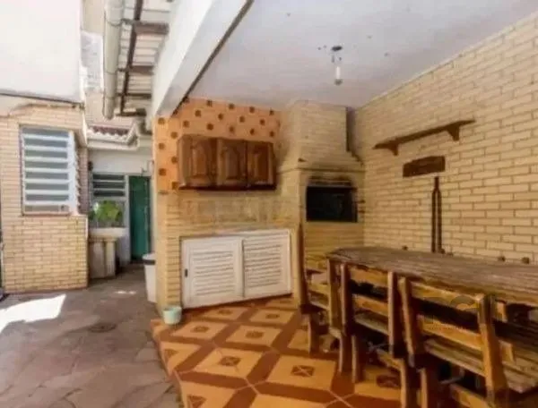 Imagem Casa sobrado no bairro Tristeza de 4 dormitórios 3 vagas