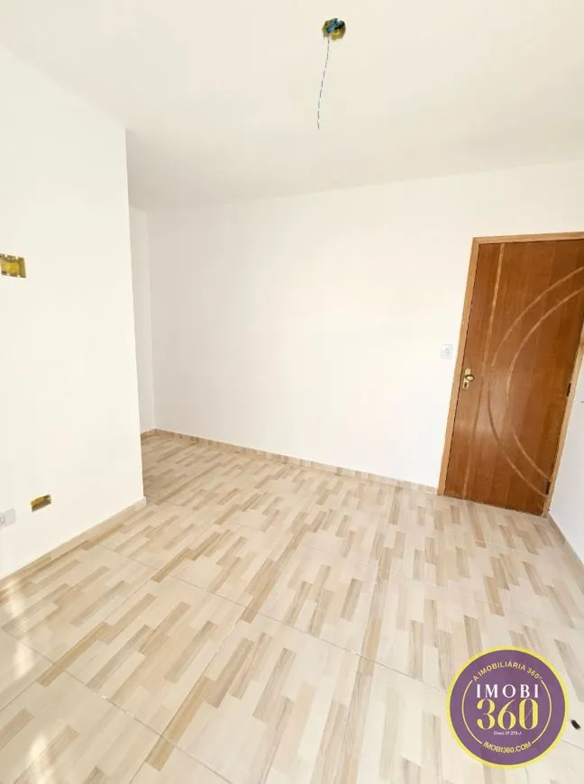 Imagem Condomínio Fechado 02 dormitórios sendo 02 suítes com 02 vagas Vila Granada