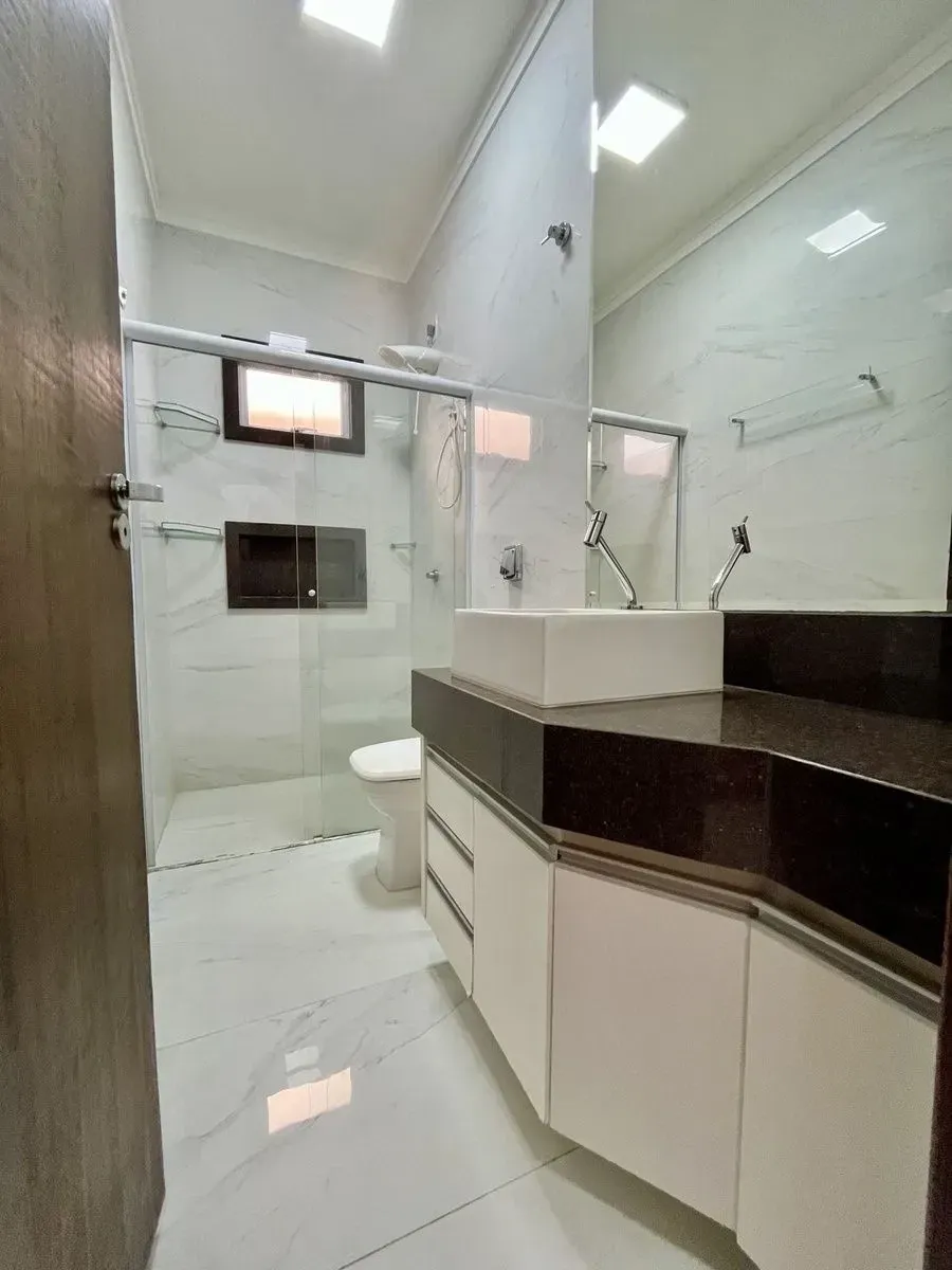 Imagem Casa com 3 Quartos à Venda, 220 m² em Setor Morada do Sol - Rio Verde