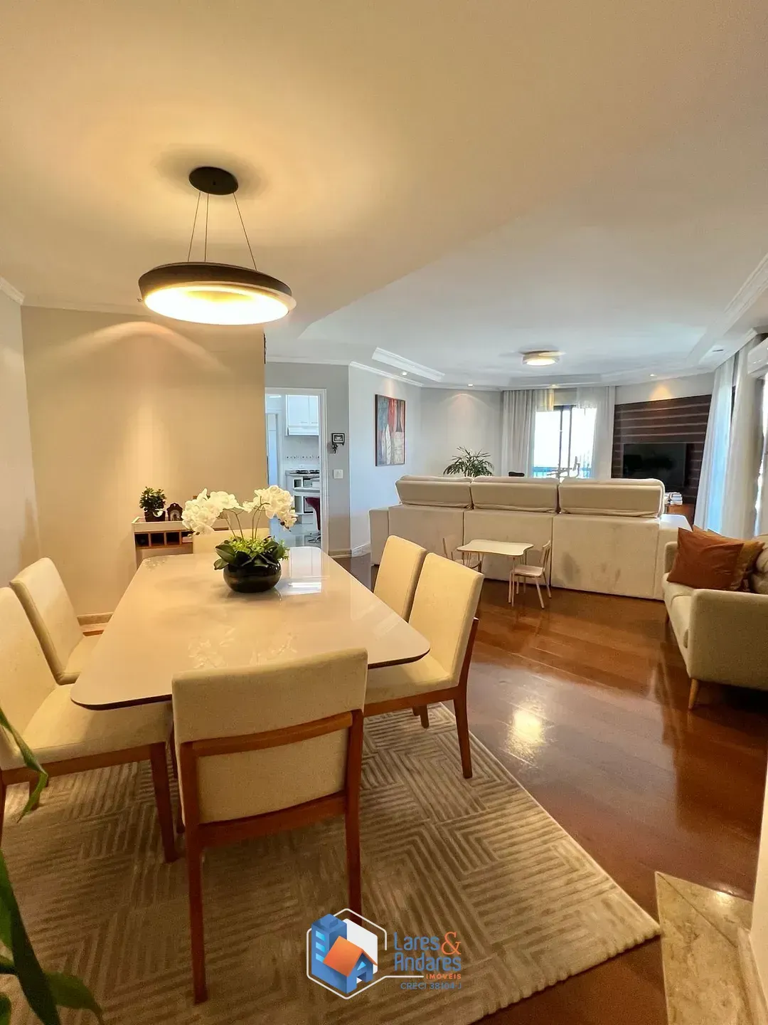Imagem Apartamento para venda em Parque São Domingos com 3 quartos, sendo 1 suíte, 174m²