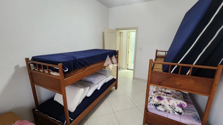 Imagem Apartamento Padrão à venda com 2 dormitórios e Vista para o mar no bairro Itararé de São Vicente/SP
