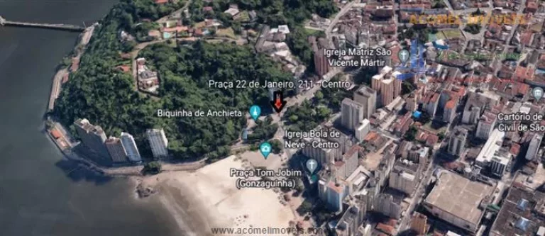 Foto do imóvel Terrenos em frente à Praia para venda em São Vicente no bairro Centro em Praça 21 de Janeiro