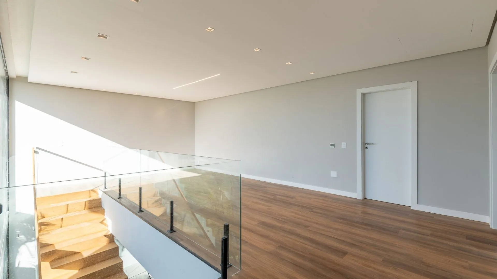 Imagem Linda casa para comprar com 4 suites em condomínio TOP