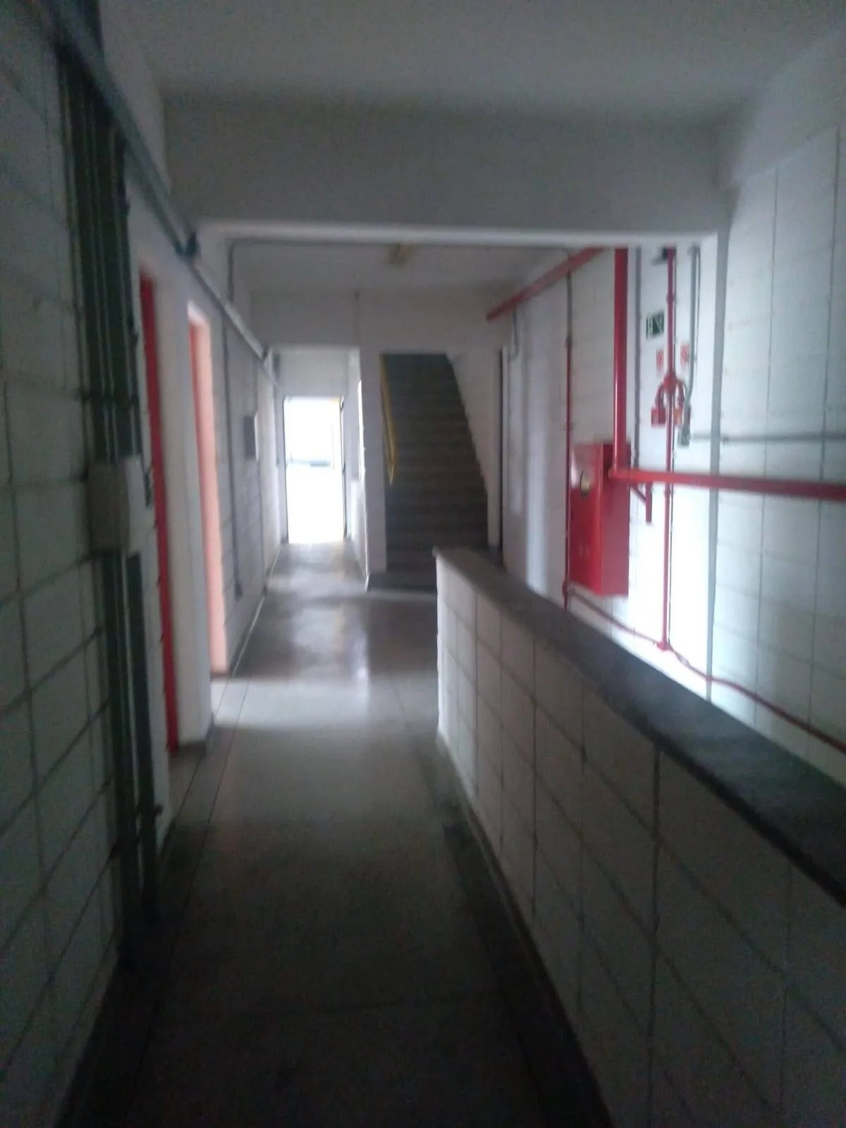 Imagem Galpão Comercial de Alto Padrão Próximo à Estação de Trem e Rodovias em Barueri