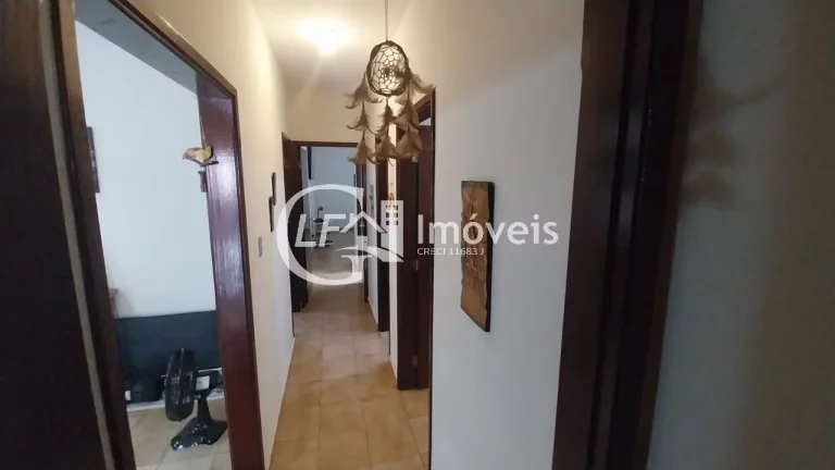 Imagem Casa à venda em Campo Grande-MS, 3 quartos, 1 suíte, 4 vagas de garagem na Vila Taquarussu - Imperdível!