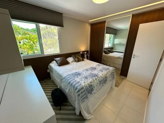 Imagem Casa duplex em condomínio fechado alto luxo com quatro suítes e área gourmet a venda em Patamares