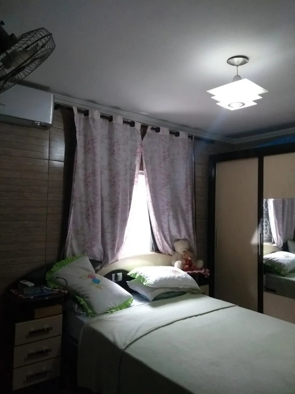 Imagem Casa à venda 3 Quartos, 1 Suite, 1 Vaga, 115M², Conjunto Residencial Araretama, Pindamonhangaba - SP