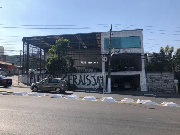 Imagem Imóvel comercial com 600m2 na Av. Nossa Senhora do Sabará - Zona Sul.