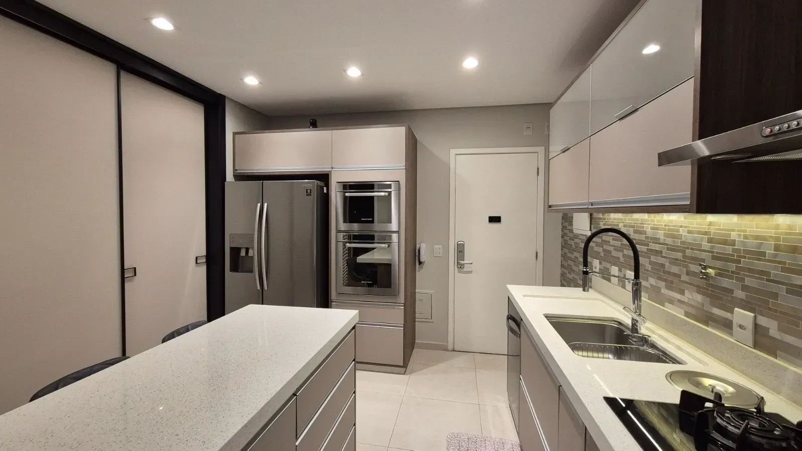 Imagem Apartamento com 4 Quartos à Venda, 189 m² em Jardim das Samambaias - Jundiaí