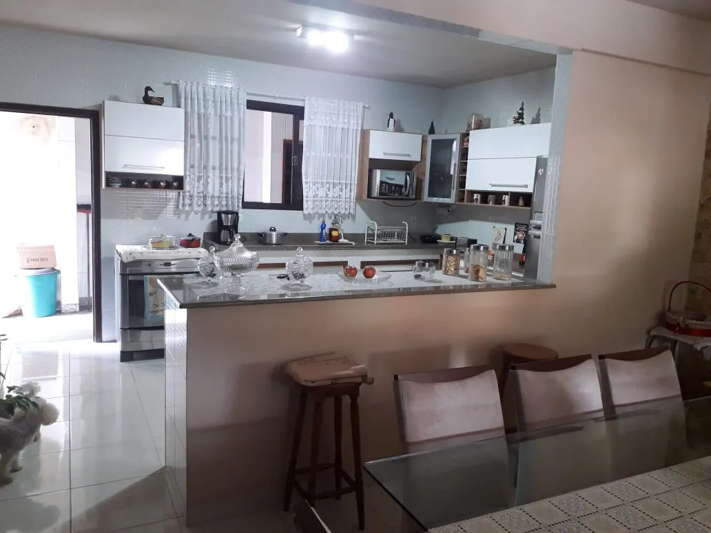 Imagem Casa para Venda em Petrópolis / RJ no bairro Bingen