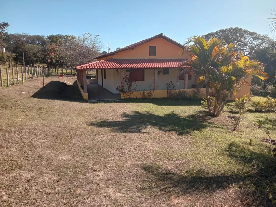 Imagem Vendo um excelente sítio na cidade de Piracema/Mg com 5 hectares de terra