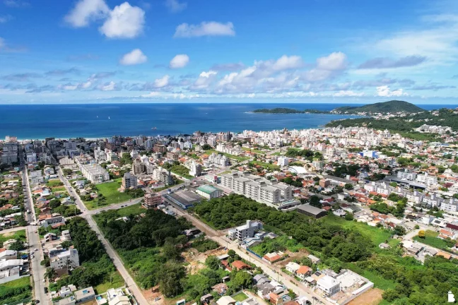 Imagem Apartamento para venda no bairro Bombas em Bombinhas