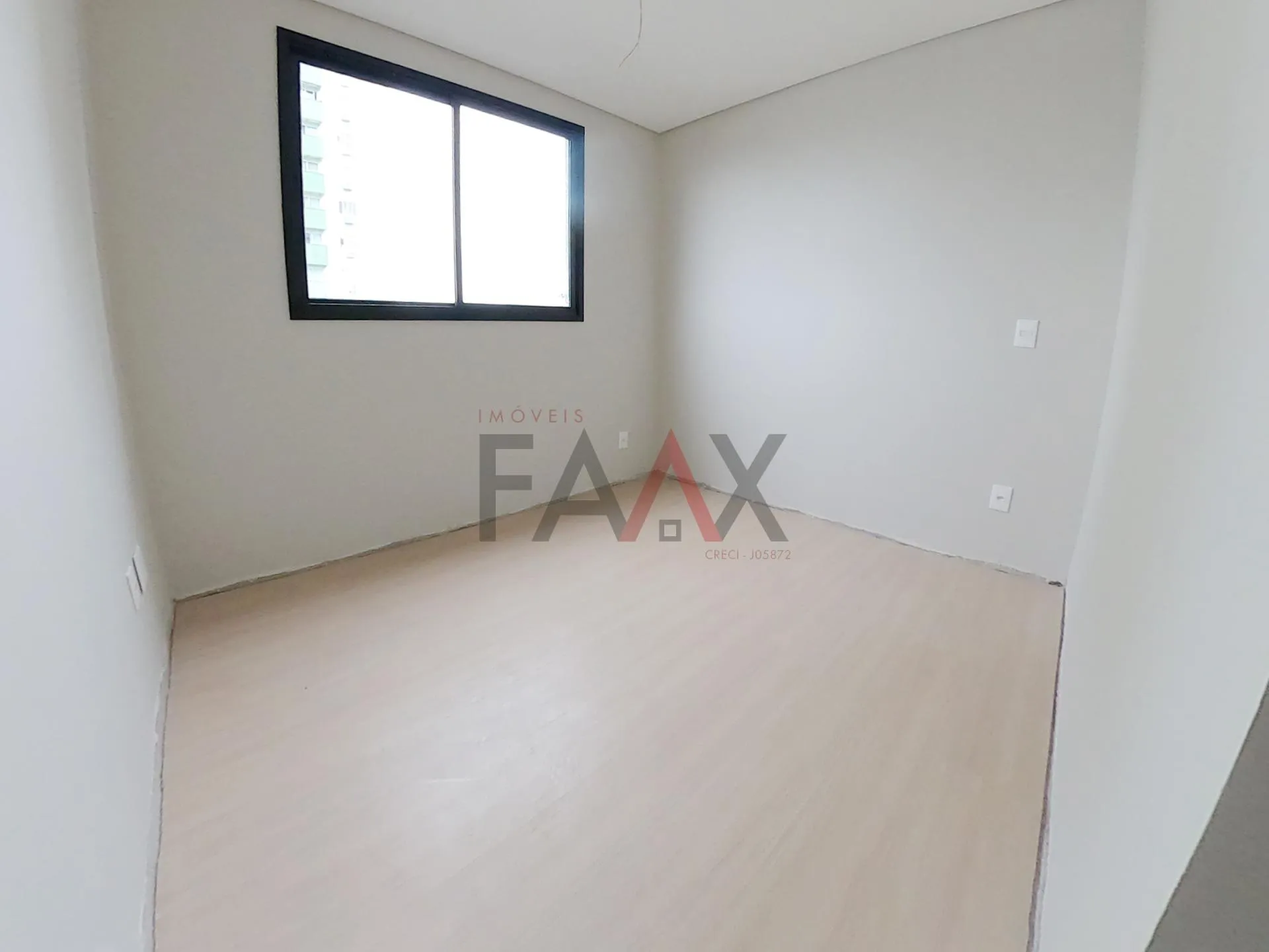 Imagem Apartamento para locação no Centro com 2 vaga de garagem coberta em Guarapuava
