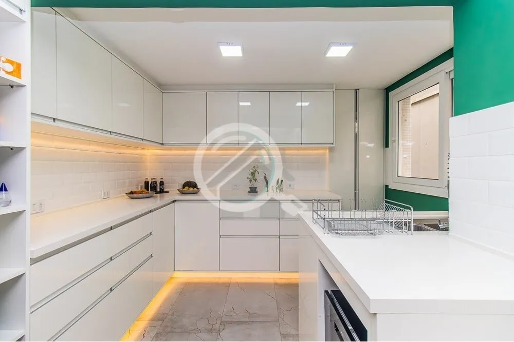 Imagem Apartamento de frente, com 109,78 m² - 3 dormitórios transformado em 2, sendo 1 suíte com closet....
