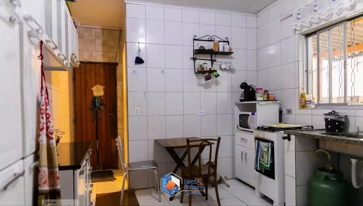 Imagem Casa para venda em Liberdade com 8 quartos, sendo 8 suítes, 192m²