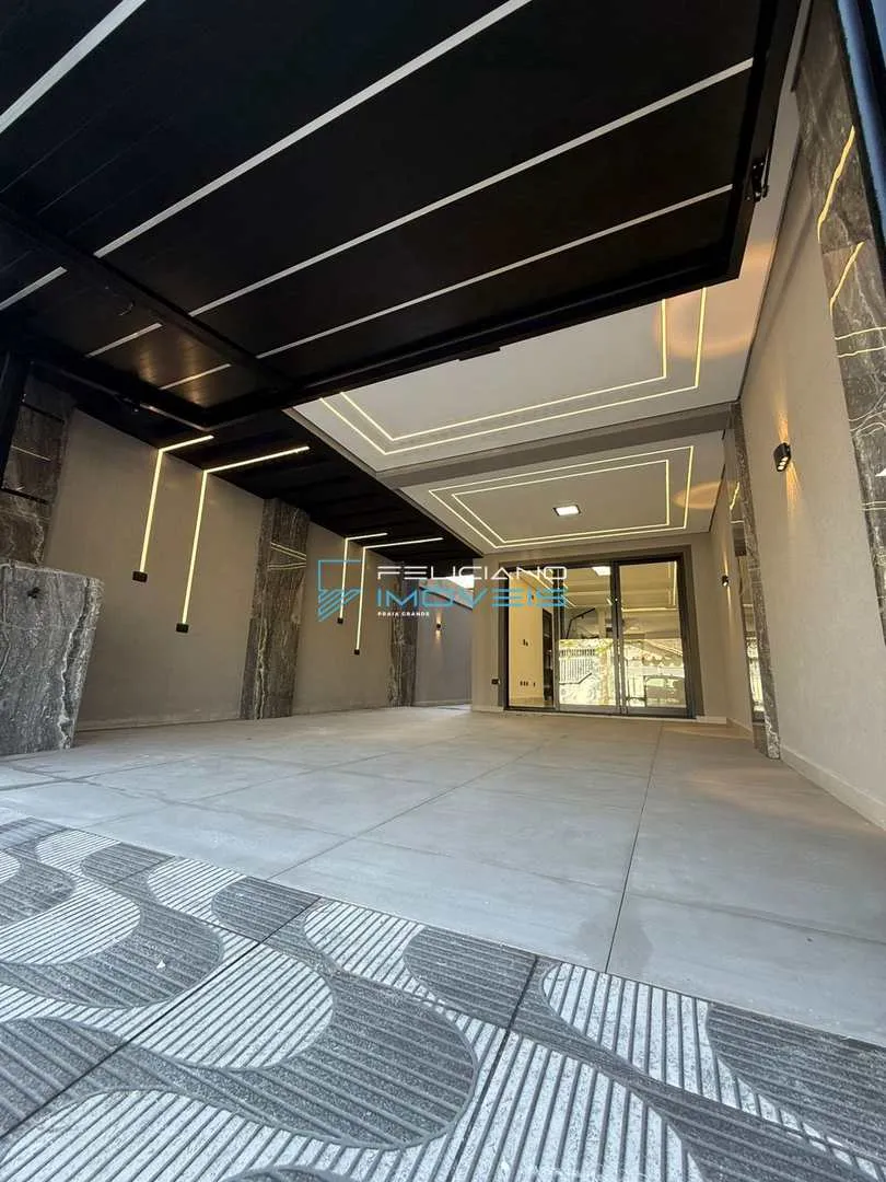 Foto do imóvel Casa com 4 quartos, Boqueirão, Praia Grande - R$ 1.45 mi, Cod: 7002 em Rua Sebastião de Oliveira