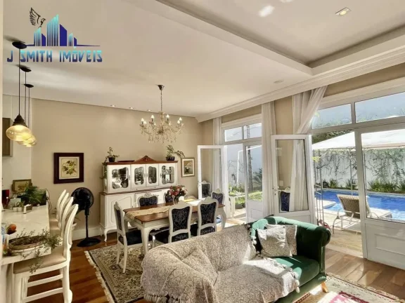 Imagem CASA NÉOCLÁSSICO, AMPLA EM TODOS AMBIENTES, PISCINA, 4 VAGAS, 4 SUÍTES.