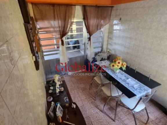 Imagem Casa com 2 dormitórios, 3 vagas de garagem no bairro Santa Maria em Santos no valor de R$380.000,00