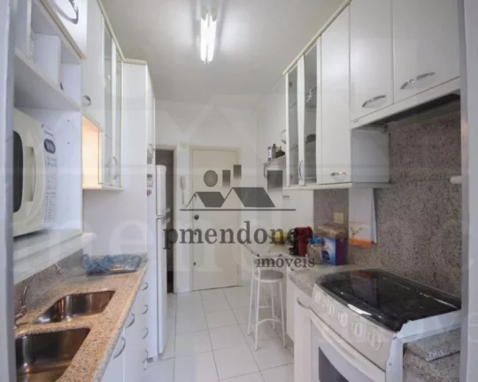 Imagem Apartamento amplo, arejado, com living para 2 ambientes, 2 dormitórios, lavabo, cozinha, área de s...