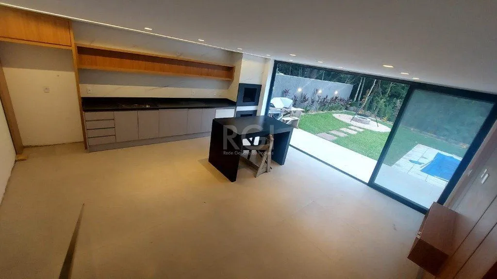 Imagem Casa Condominio para Venda - 330m², 3 dormitórios, sendo 3 suites, 2 vagas - Querência