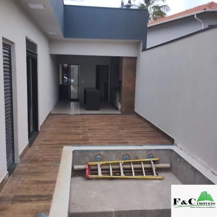 Imagem Casa para Venda em Limeira, Jardim Florença, 3 dormitórios, 3 suítes, 1 banheiro, 4 vagas
