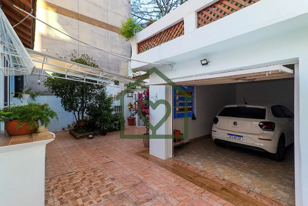 Imagem Casa com 4 dormitórios e 5 vagas no bairro Passo DAreia 
 
Casa com 180m² de área privativa, em t...