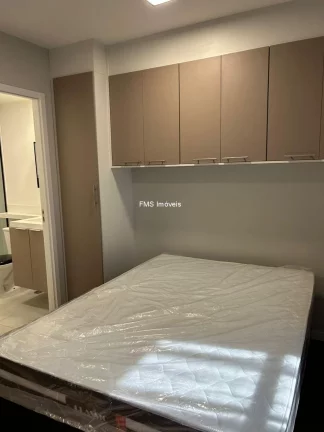 Imagem Apartamento à venda ou locação em Santo Amaro, com 1 quarto, 1 banheiro, 27m² de área.