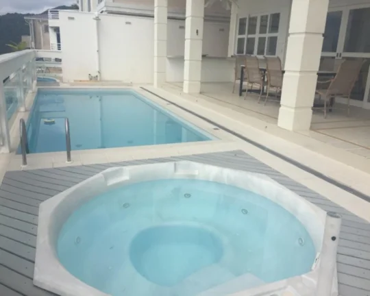 Imagem Excelente Casa no Condomínio Península!!!