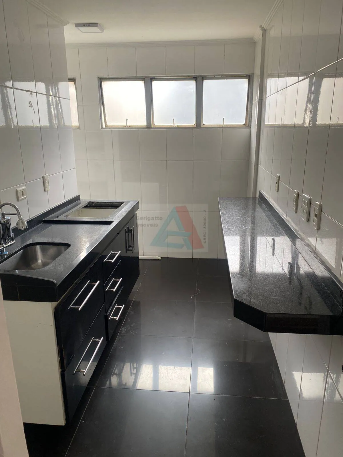Imagem Apartamento com 2 dormitórios à venda, 61 m² Parque Fongaro