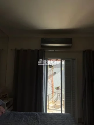 Imagem Casa com piscina aquecida e varanda gourmet no Condomínio Estância dos Ipês, em Uberaba!