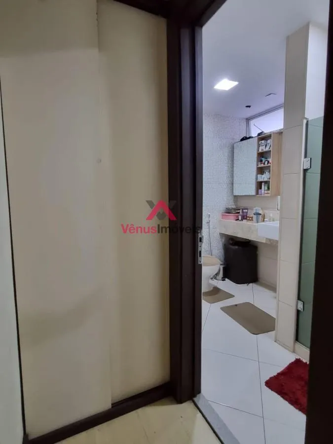 Imagem Casa em Condomínio para Venda em Rio de Janeiro, Campo Grande, 3 dormitórios, 1 suíte, 3 banheiros, 2 vagas