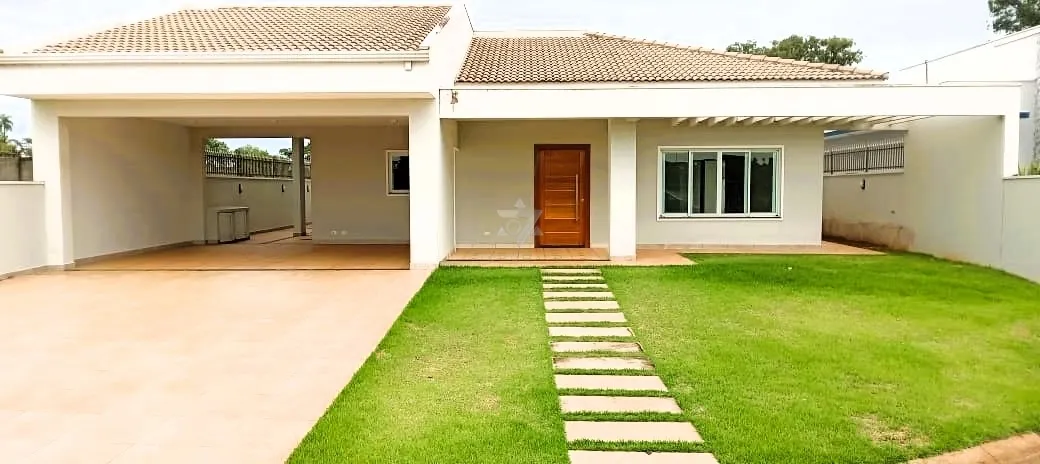Foto do imóvel Casa em Condomínio - Vivendo em Meio a Natureza no Res. Lago Azul