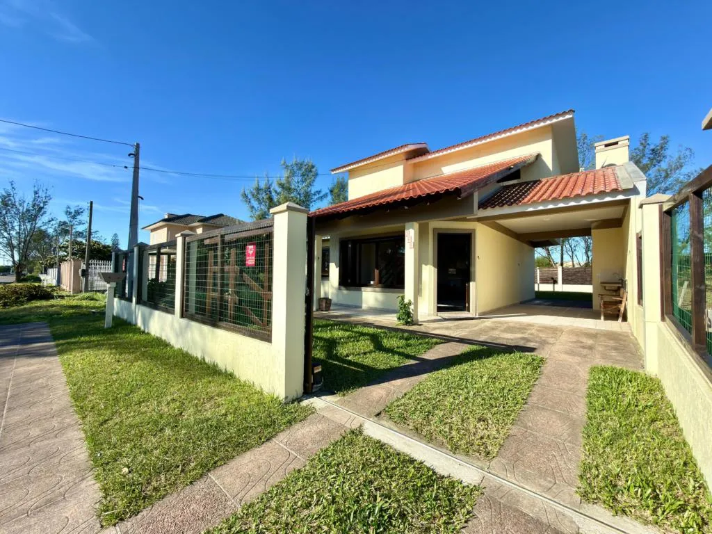 Imagem Casa 4 Dormitórios - Bairro Zona Norte