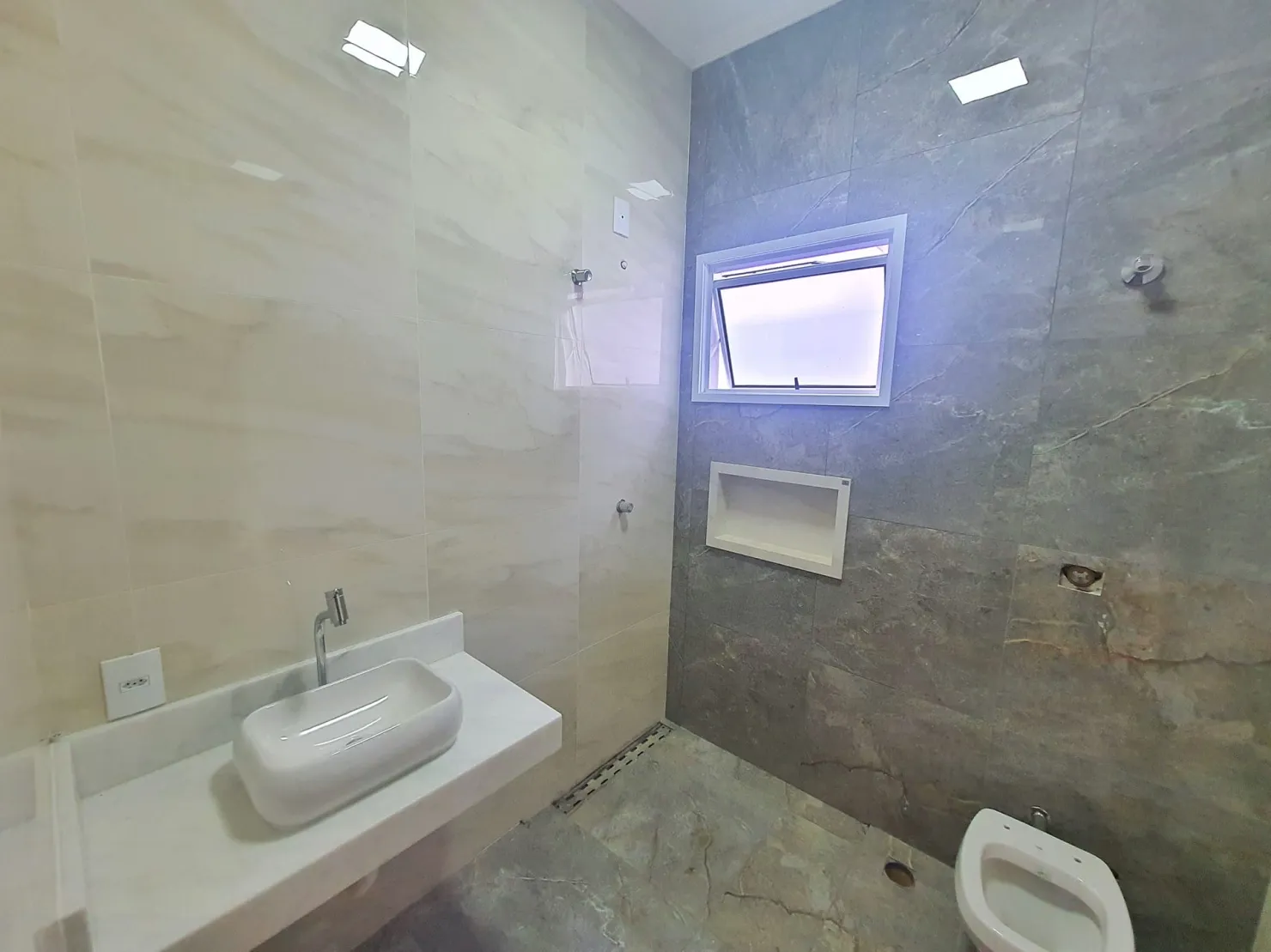 Imagem Casa à venda 3 Quartos, 1 Suite, 3 Vagas, 275M², Chácaras Cataguá, Taubaté - SP | Catagua Way