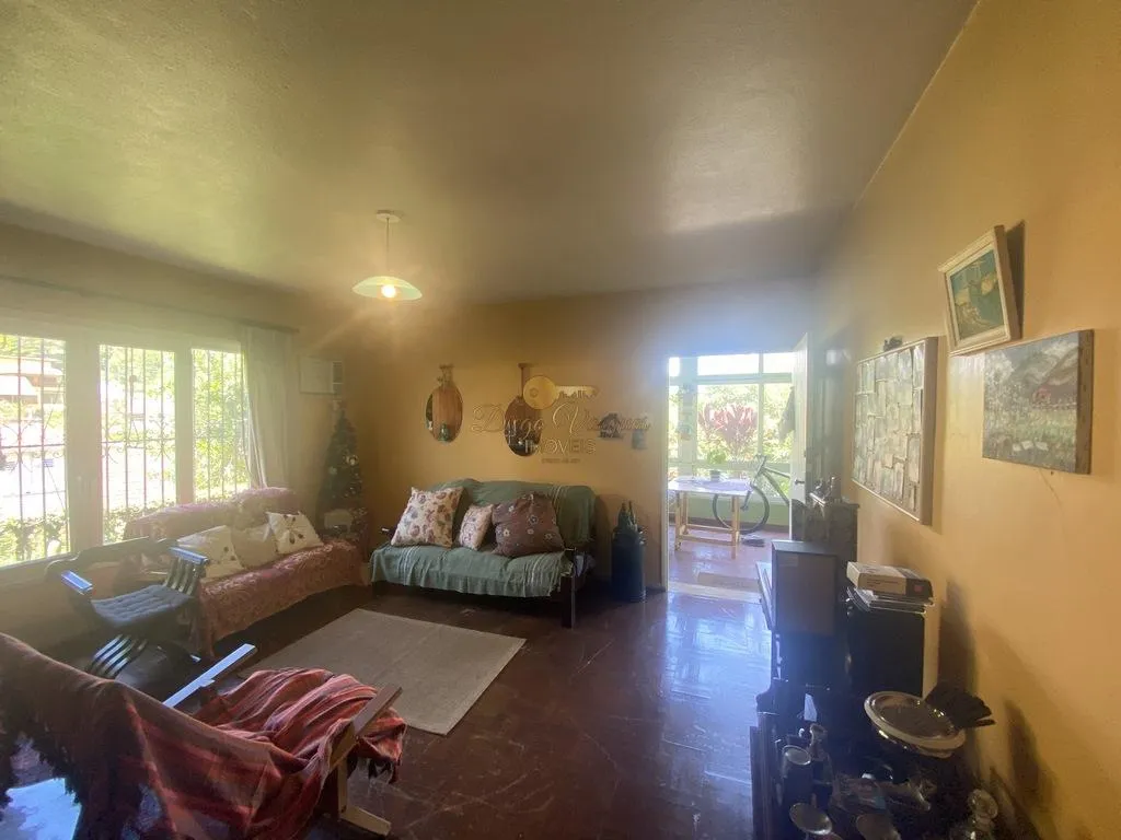 Imagem Casa para Venda em Teresópolis / RJ no bairro Albuquerque