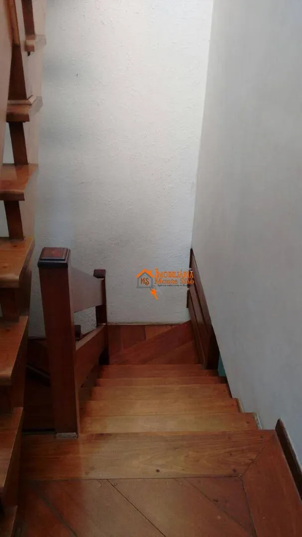 Imagem Sobrado com 5 dormitórios à venda, 365 m² por R$ 1.750.000,00 - Jardim Santa Mena - Guarulhos/SP