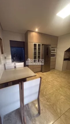 Imagem Casa à venda no Jardim Elza Amuí I em Uberaba!