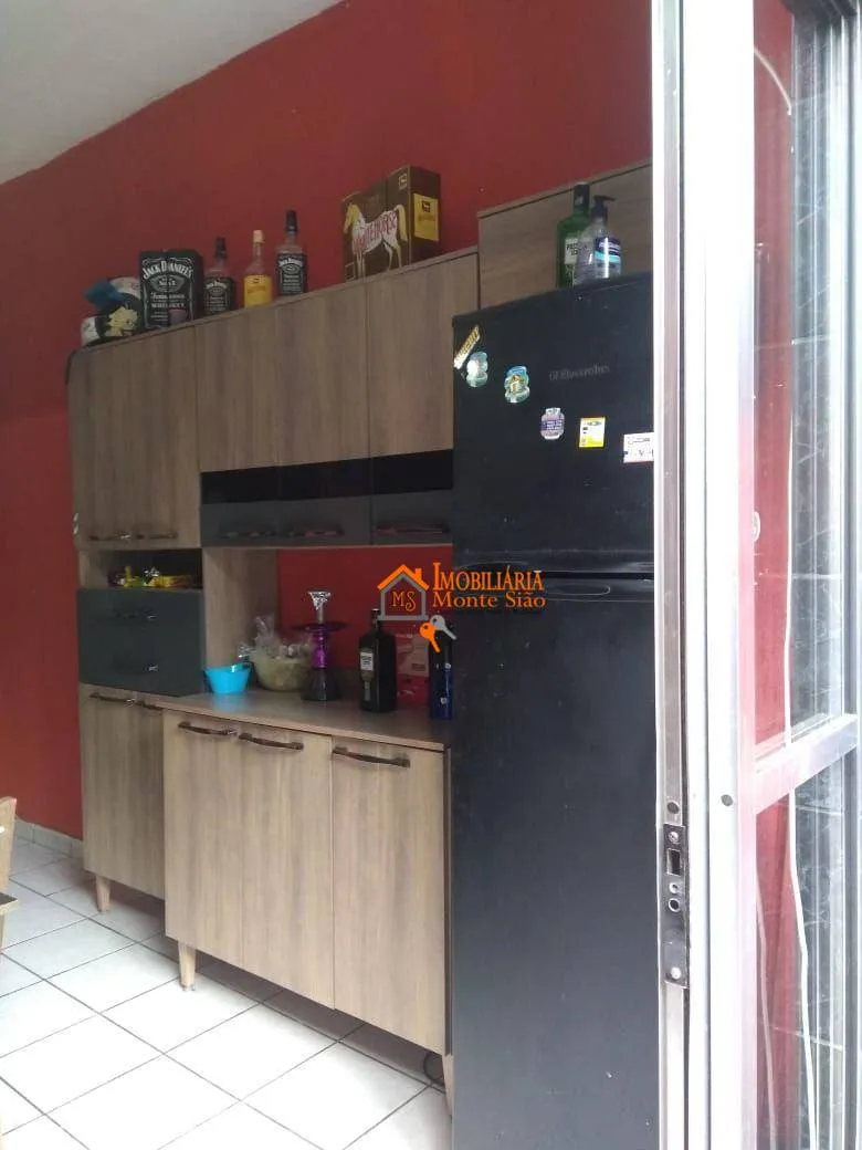 Imagem Sobrado com 4 dormitórios à venda, 200 m² por R$ 310.000,00 - Parque São Miguel - Guarulhos/SP