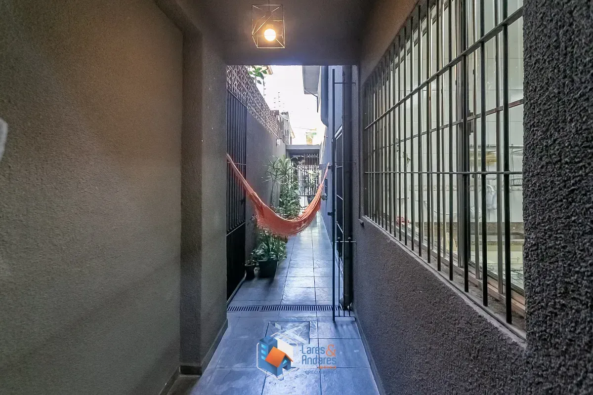 Imagem Casa para venda em Jardim Aeroporto com 3 quartos, sendo 1 suíte, 229m²
