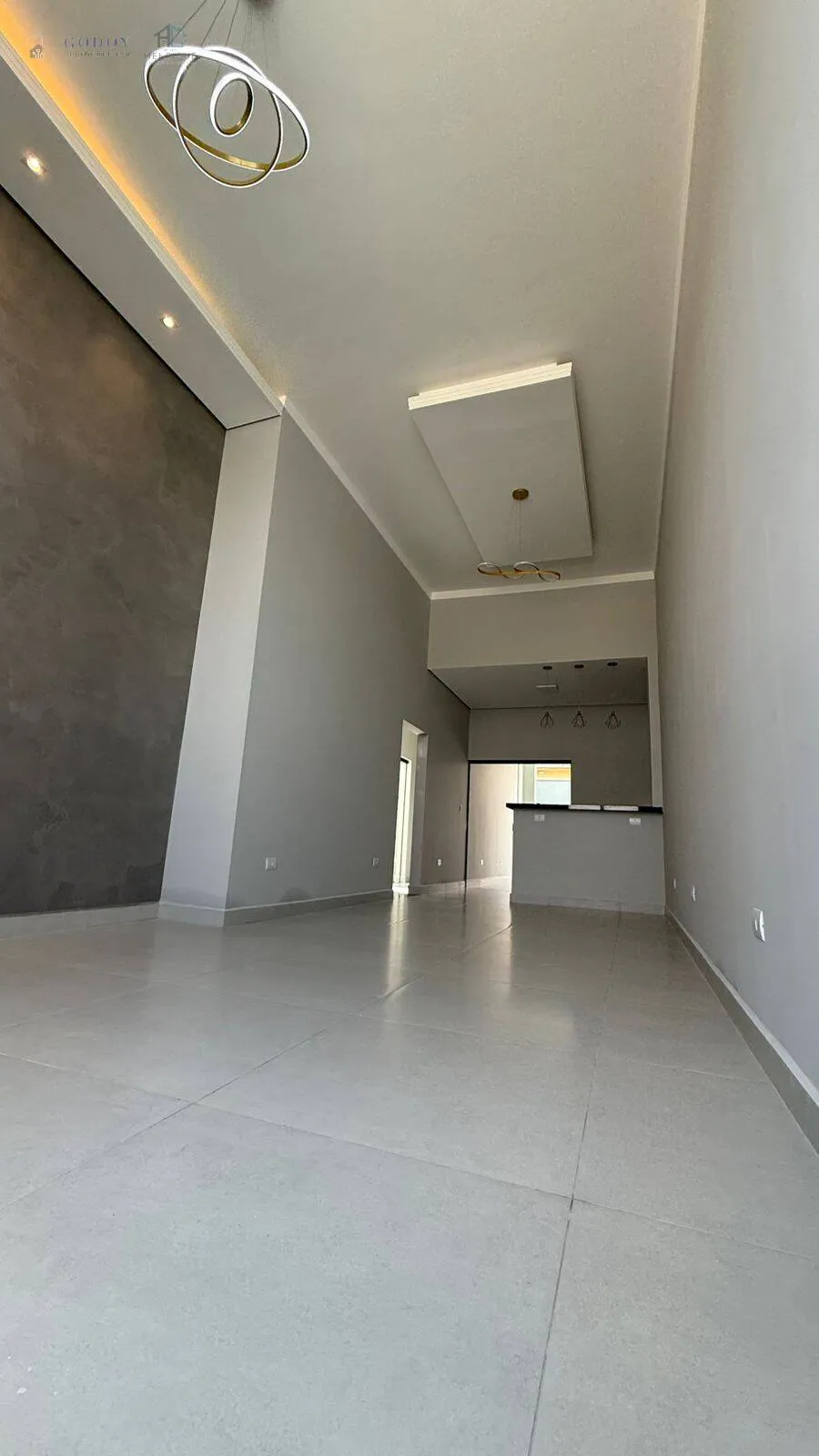 Imagem Casa moderna e bem distribuída, ideal p quem busca conforto e funcionalidad