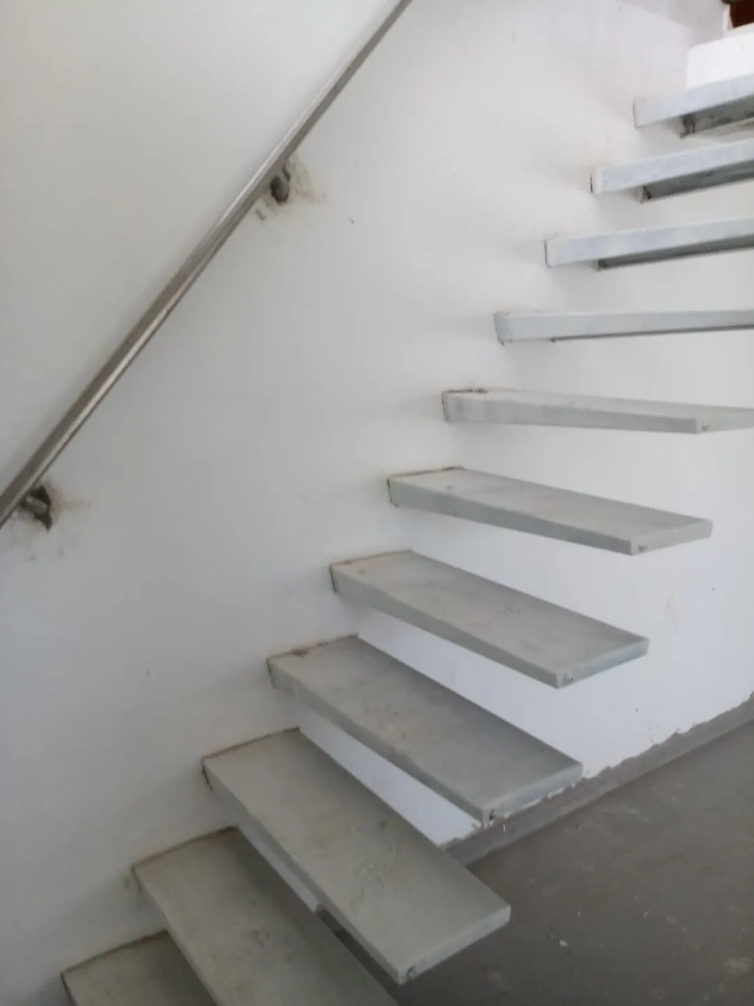 Imagem Casa à venda 3 Quartos, 1 Suite, 2 Vagas, 250M², Vila Suiça, Pindamonhangaba - SP