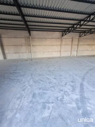 Loja comercial 104m2 térrea para venda ou locação em camobi
