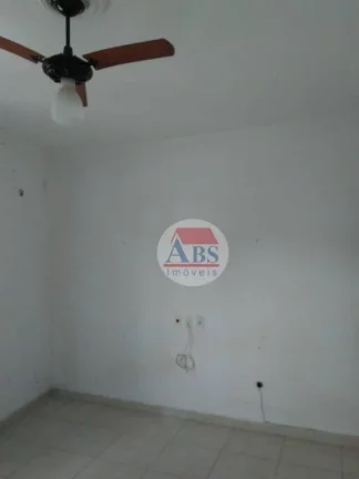 Imagem Kitnet com 1 dormitório à venda, 26 m² por R$ 130.000,00 - Vila São Jorge - São Vicente/SP