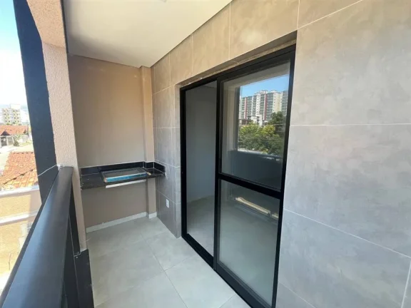 Imagem Espaçoso Sobrado em Condomínio no Ocian, Praia Grande - 2 Quartos