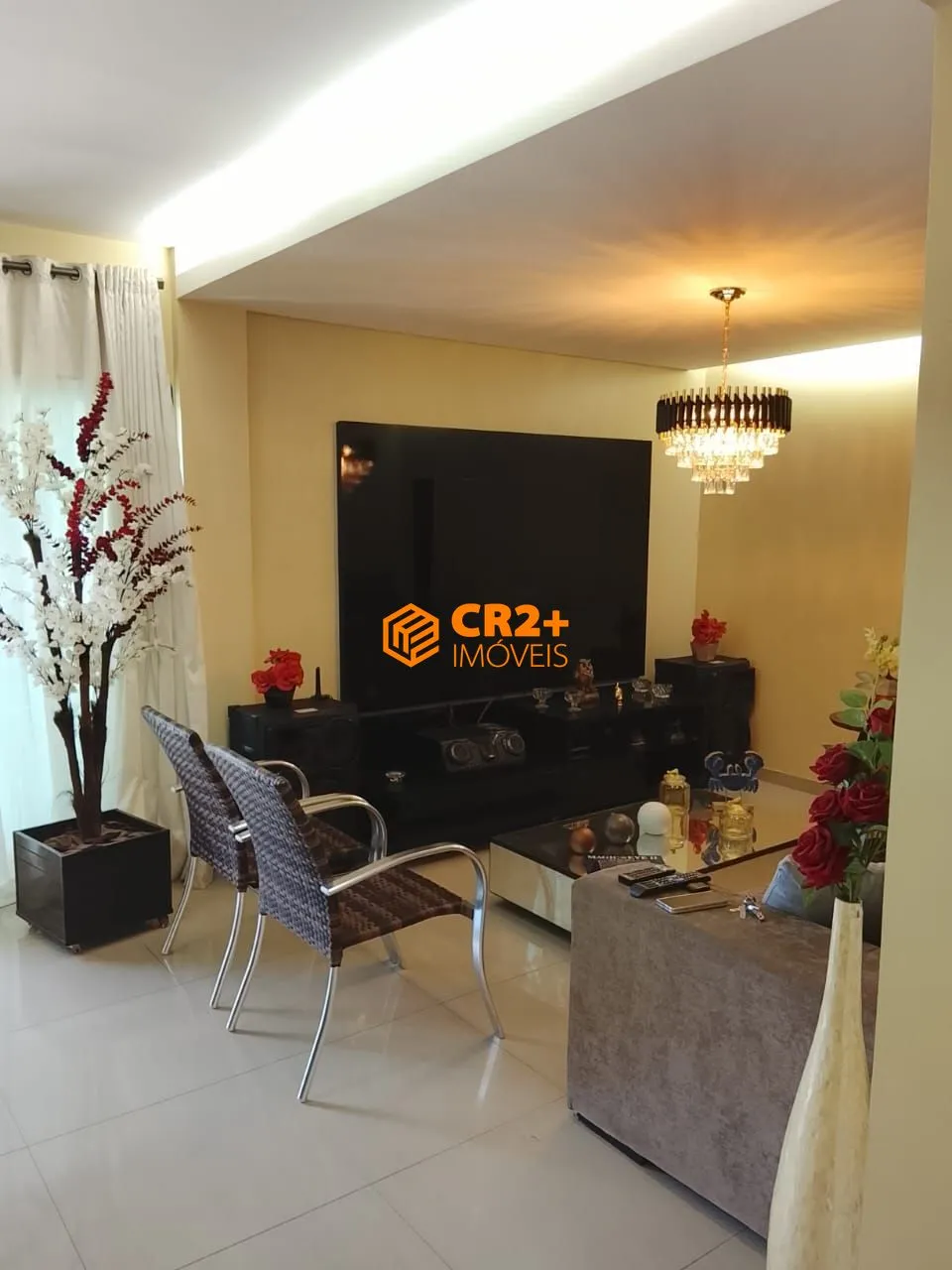Imagem Vendo apartamento no bairro Mauricio de Nassau em Caruaru, porteira fechada.-135