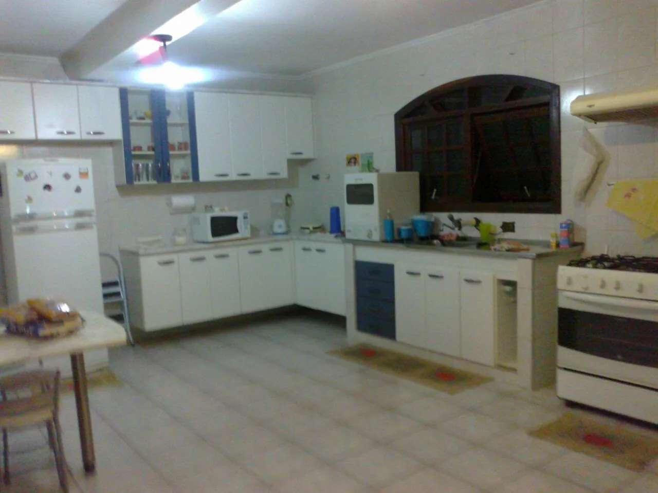 Imagem Sobrado a venda com 3 dorms sendo 1 suíte - Jardim Colonial