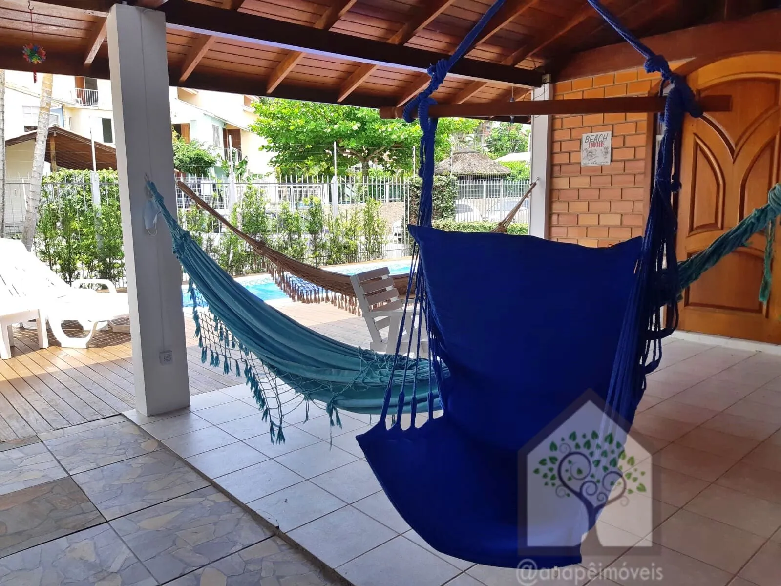 Imagem Casa na quadra da praia de Canasvieiras