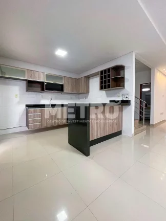 Imagem Casa à venda no Condomínio Vila Bella com 3 quartos, piscina, PETROLINA - PE
