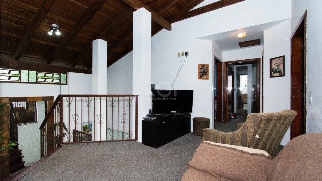Imagem Casa para Venda - 238m², 3 dormitórios, sendo 1 suites, 3 vagas - Camaquã