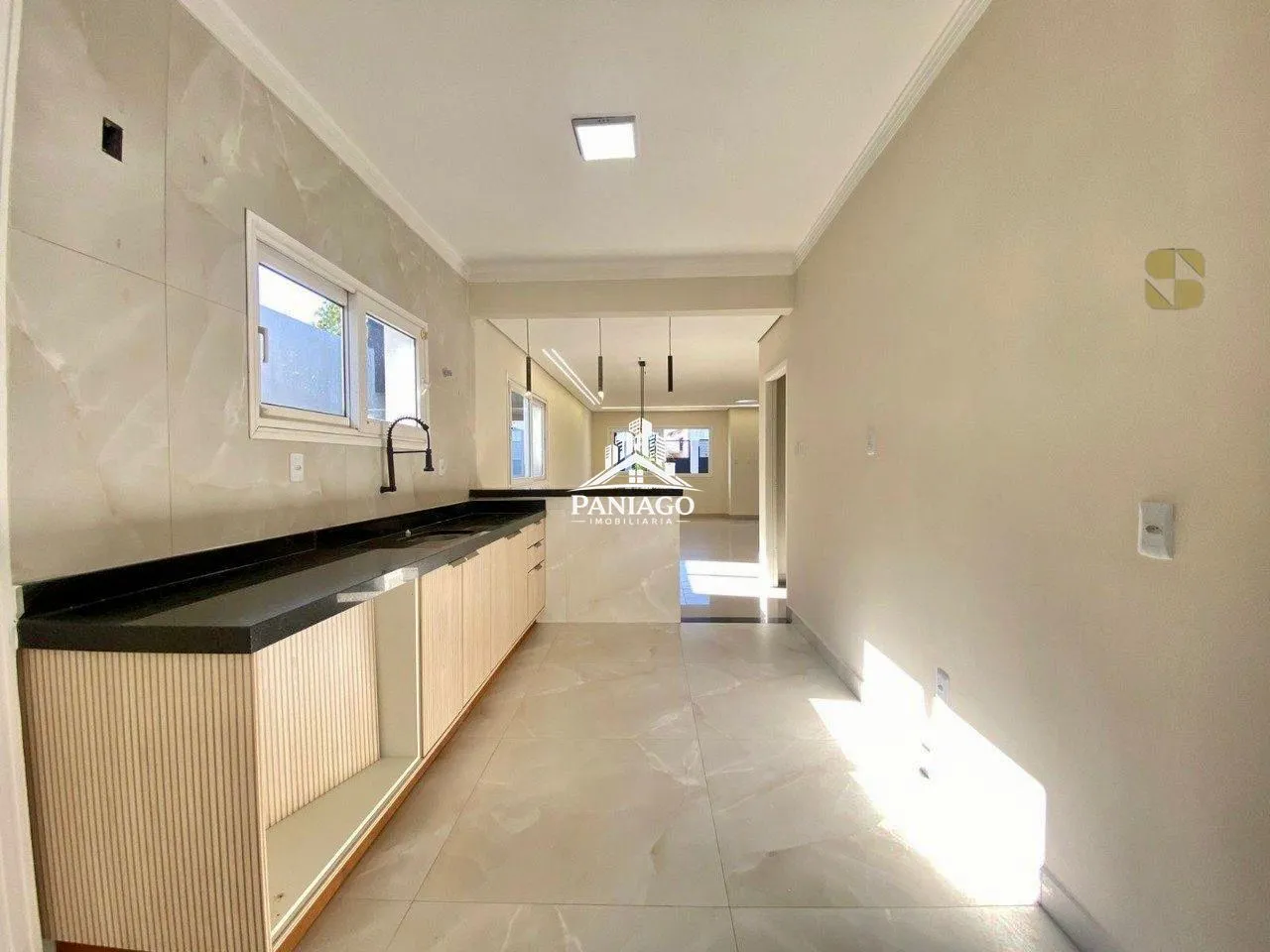Imagem Linda Casa Térrea no Bairro Boa Esperança
